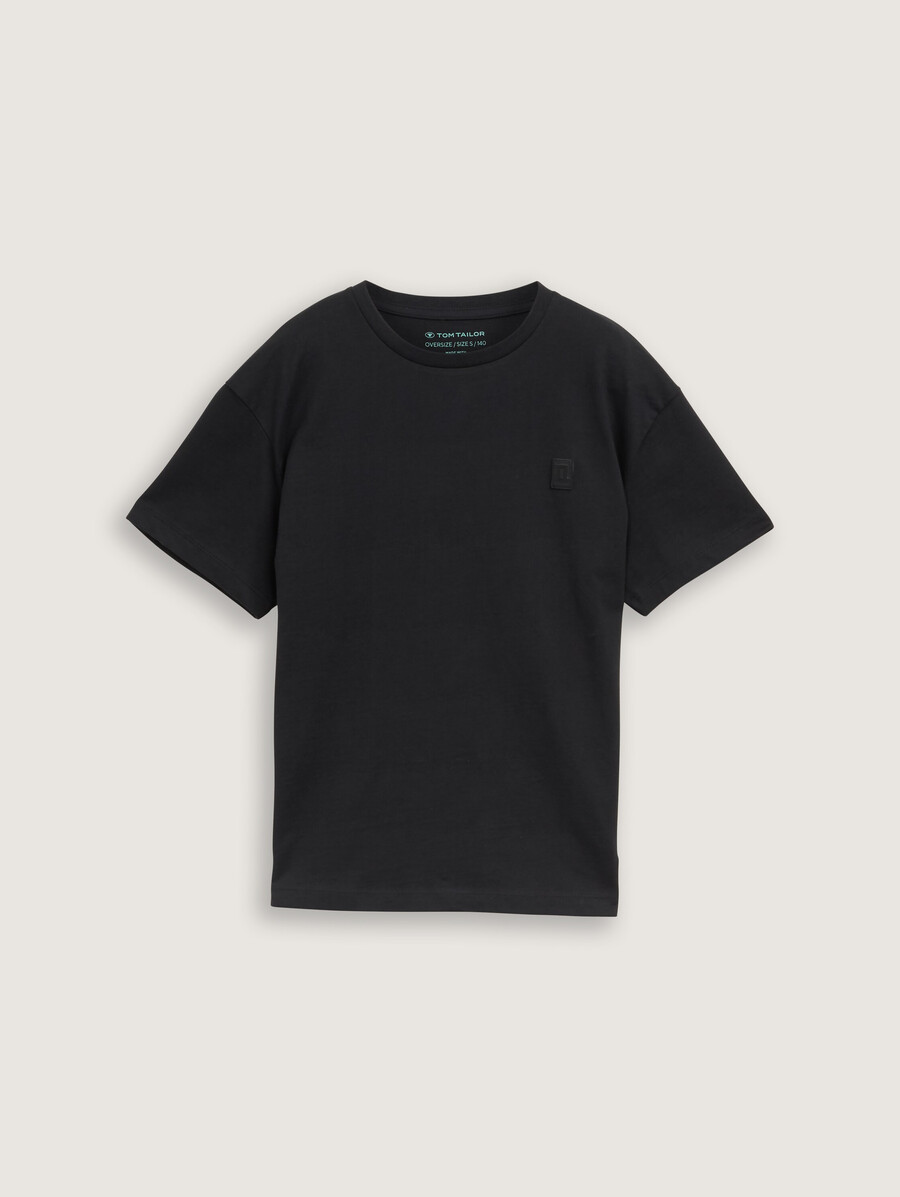 oversized t-shirt