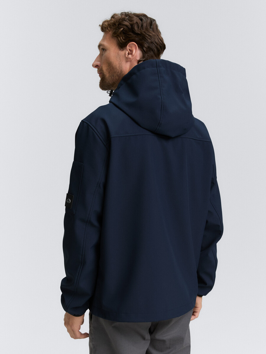 softshell jacket with hood
