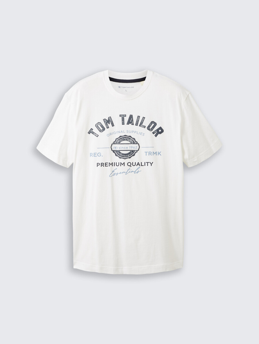 t-shirt with logo print
