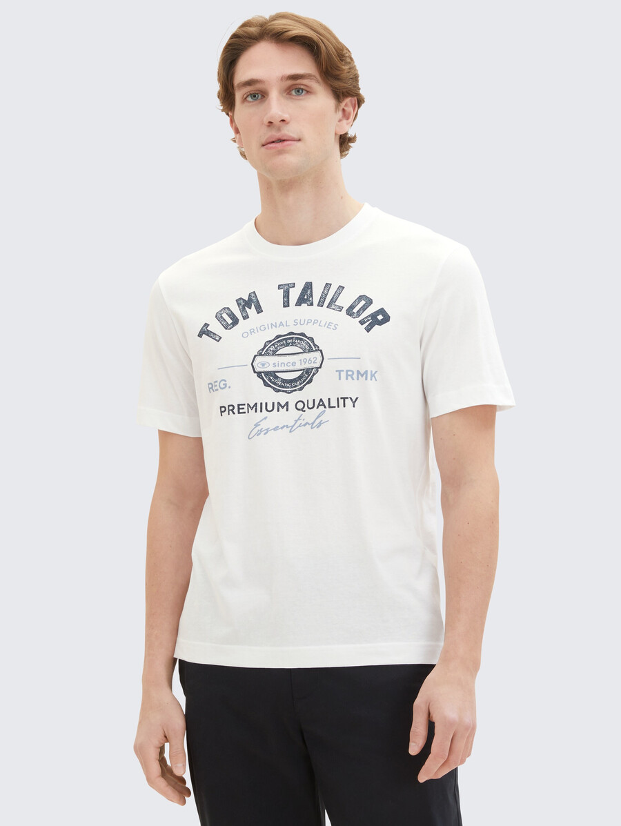t-shirt with logo print
