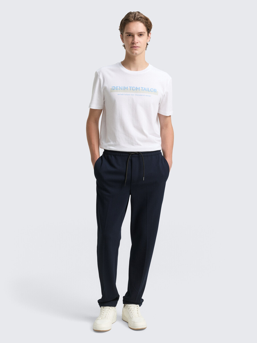 tttapered trousers