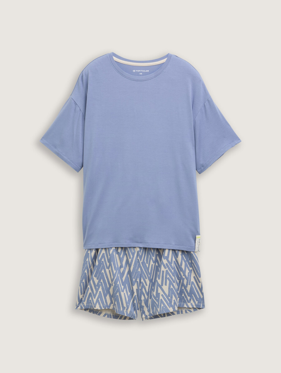 pyjama set with all-over print