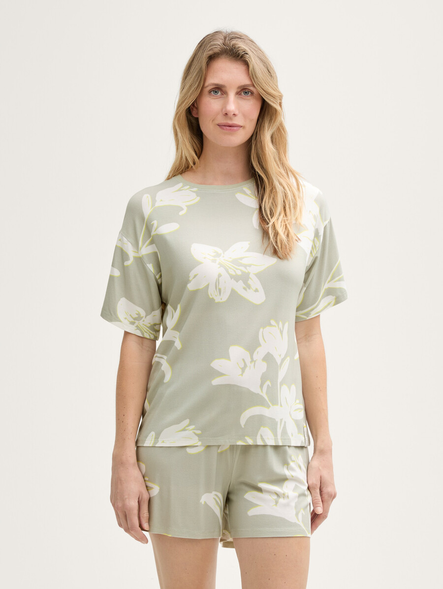 pyjama set with all-over print