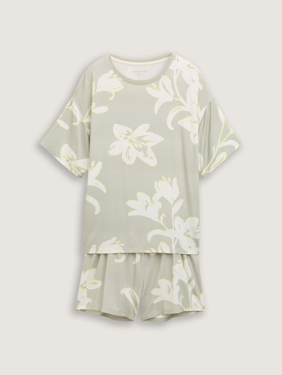 pyjama set with all-over print