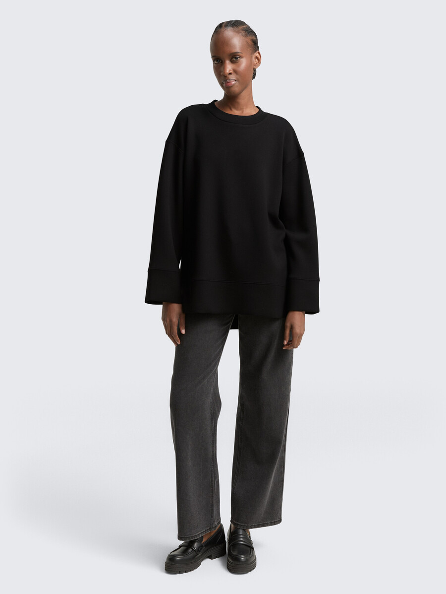 oversized scuba sweatshirt