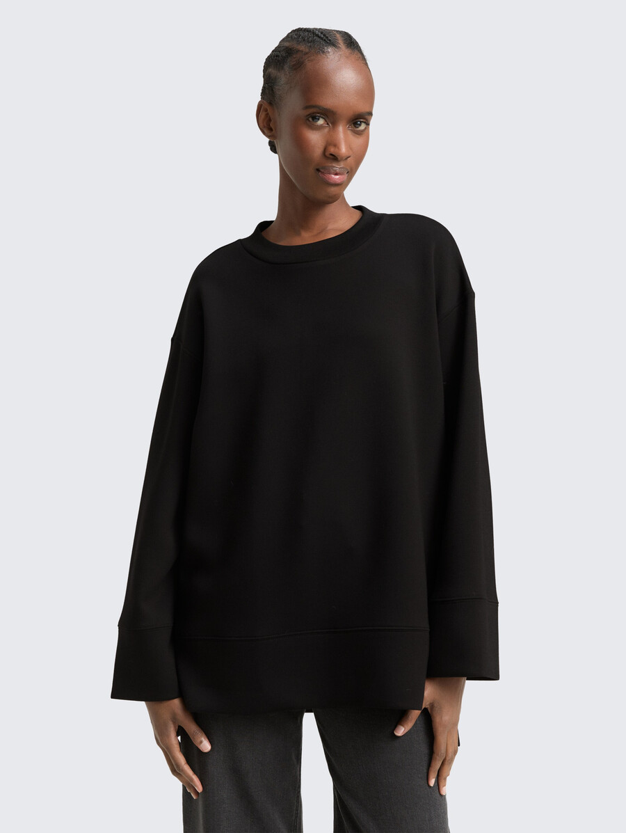 oversized scuba sweatshirt